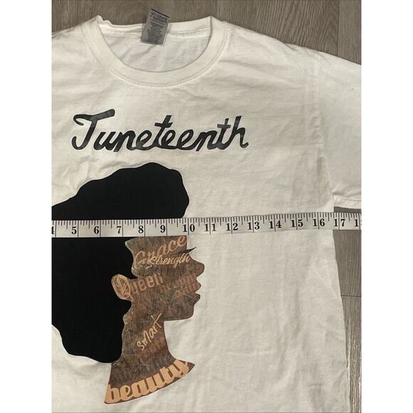 Girls Graphic Print T Shirt Youth Medium Juneteenth White Tee Casual - Picture 3 of 6